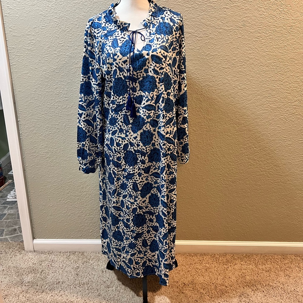 NWT Caftan style, dark blue cover dress